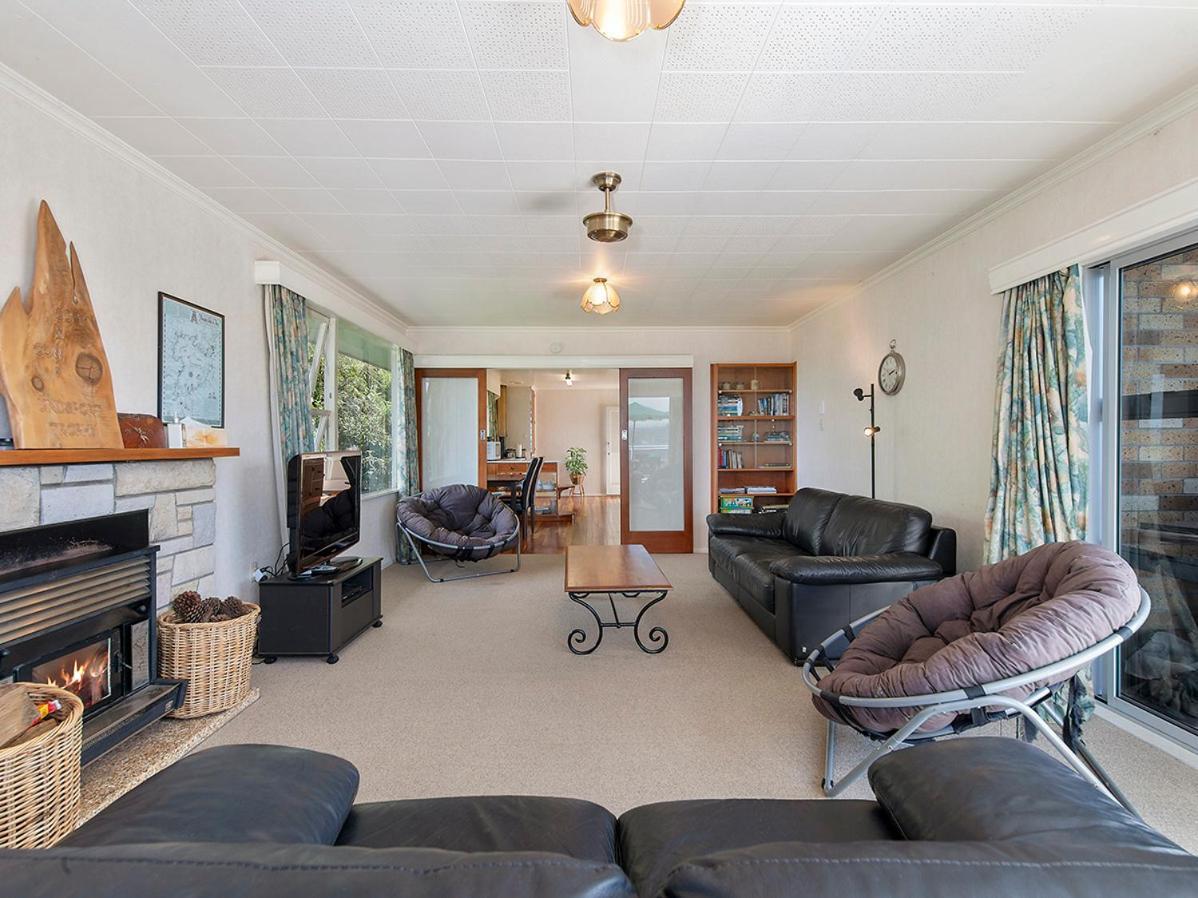 Lofty Lakeviews - Acacia Bay Holiday Home Taupo Luaran gambar