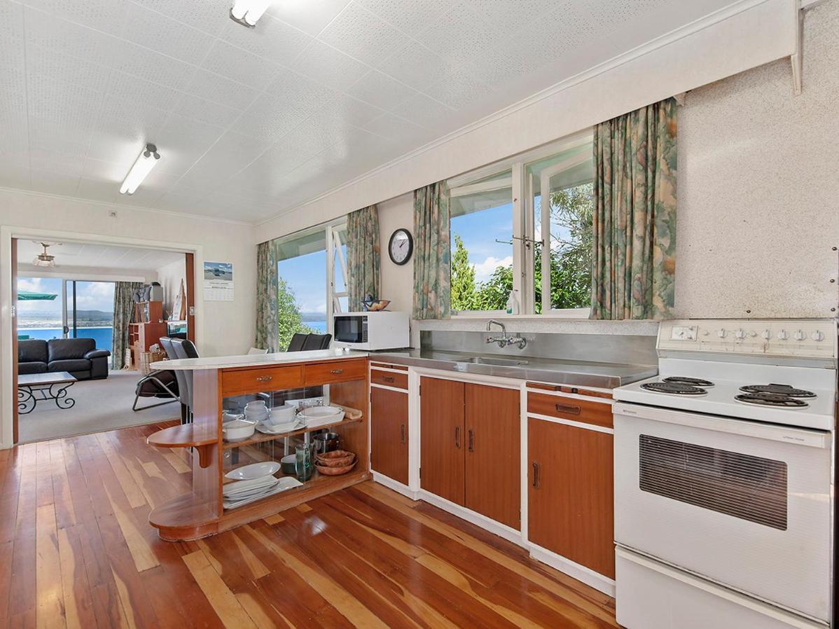 Lofty Lakeviews - Acacia Bay Holiday Home Taupo Luaran gambar